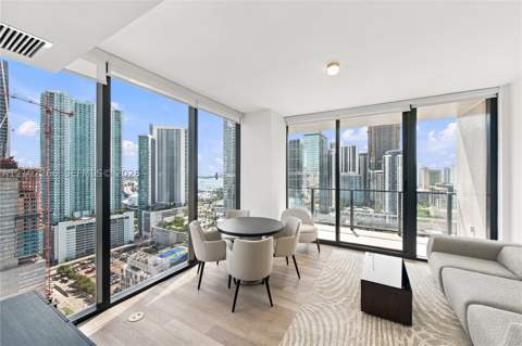 20 NE 11th 3308, Miami FL - photo 10 of 46