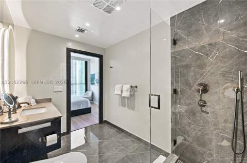 20 NE 11th 3308, Miami FL - photo 12 of 46