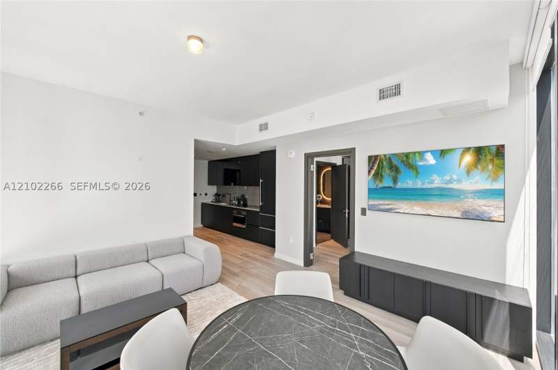 2 bedroom Condominium at 20 NE 11th 3308, Miami North, Miami — photo 4