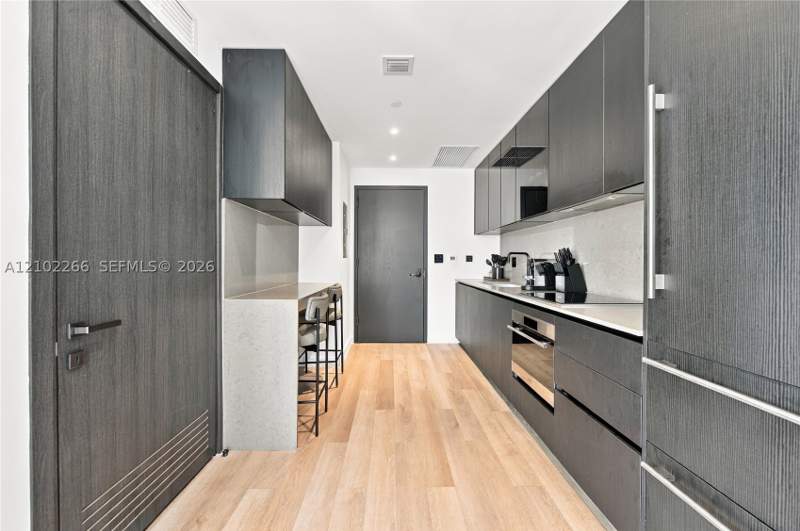 2 bedroom Condominium at 20 NE 11th 3308, Miami North, Miami — photo 5