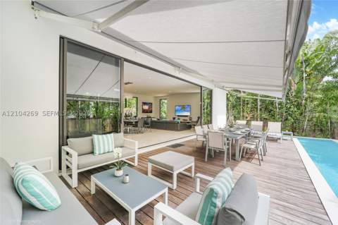 7501 Coquina Dr, North Bay Village FL - photo 13 of 49