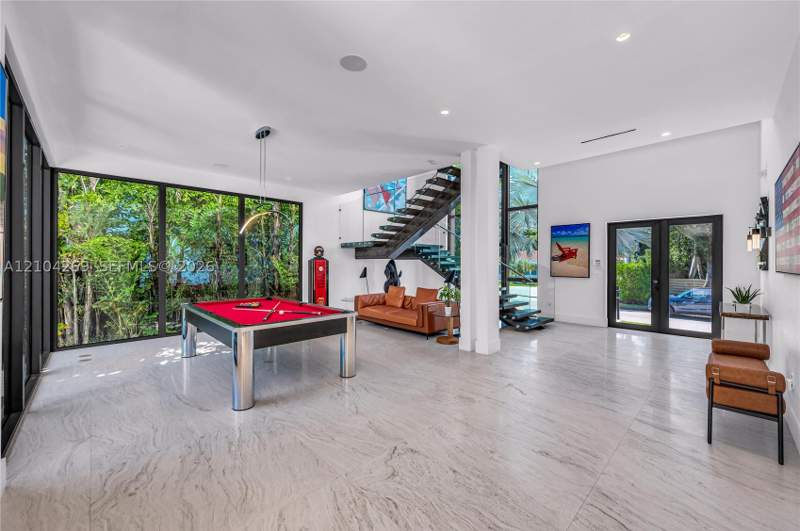 5 bedroom SingleFamilyResidence at 7501 Coquina Dr, North Bay Island, North Bay Village — photo 5