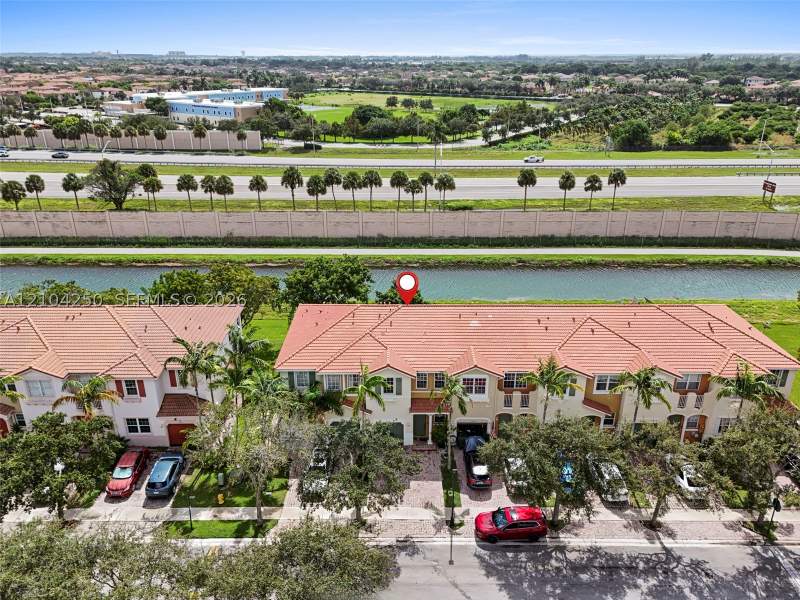 3 bedroom Townhouse at 2104 NE 3rd Ct, Portofino Villas West, Homestead — photo 5