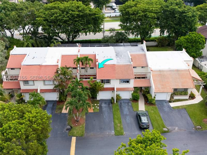 3 bedroom Townhouse at 4521 NW 102nd Ct, Townhomes Of Doral Place, Doral — photo 3