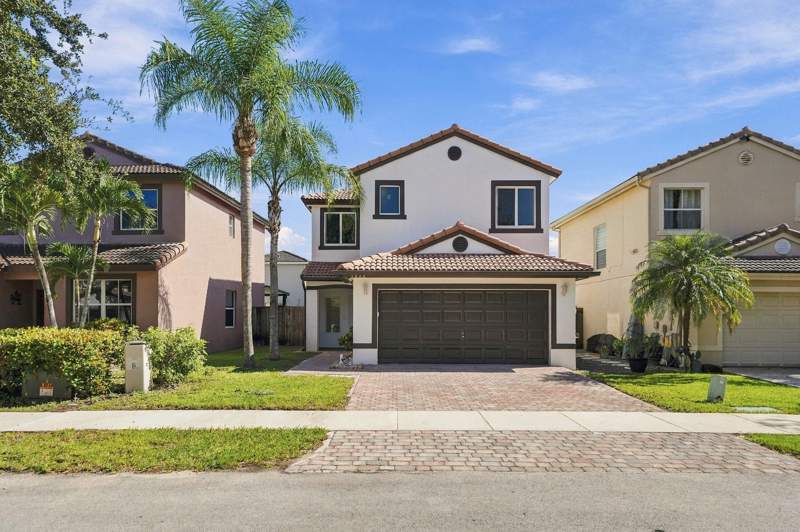 4 bedroom SingleFamilyResidence at 1888 SE 14th Street, Shores At Keys Gate, Homestead — photo 2