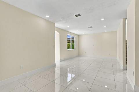 1888 SE 14th Street, Homestead FL - photo 6 of 39