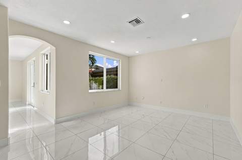 1888 SE 14th Street, Homestead FL - photo 9 of 39