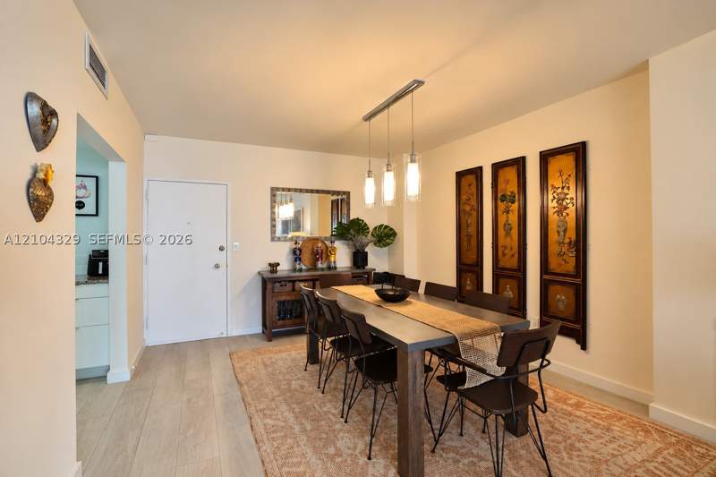 2 bedroom Condominium at 500 Bayview Dr 1123, Arlen House West Condo, Sunny Isles Beach — photo 3