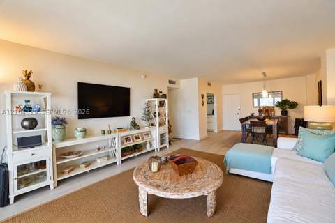 500 Bayview Dr 1123, Sunny Isles Beach FL - photo 7 of 36