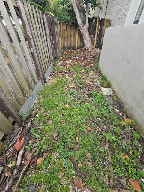 6900 N Kendall Dr A102, Pinecrest FL - photo 10 of 11