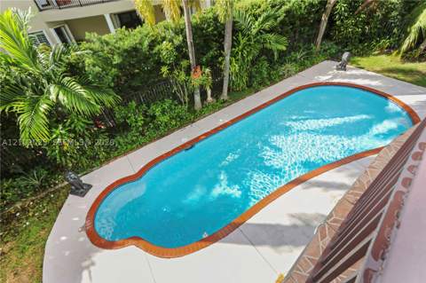 7846 SW 195th St, Cutler Bay FL - photo 11 of 41