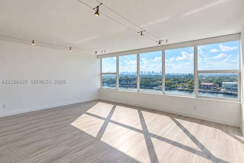 5600 Collins Ave 9S, Miami Beach FL - photo 7 of 36