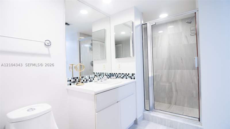 2 bedroom Condominium at 16425 Collins Ave 1215, Oceania I Condo, Sunny Isles Beach — photo 2