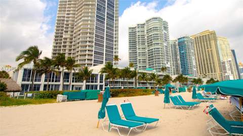 16425 Collins Ave 1215, Sunny Isles Beach FL - photo 8 of 37