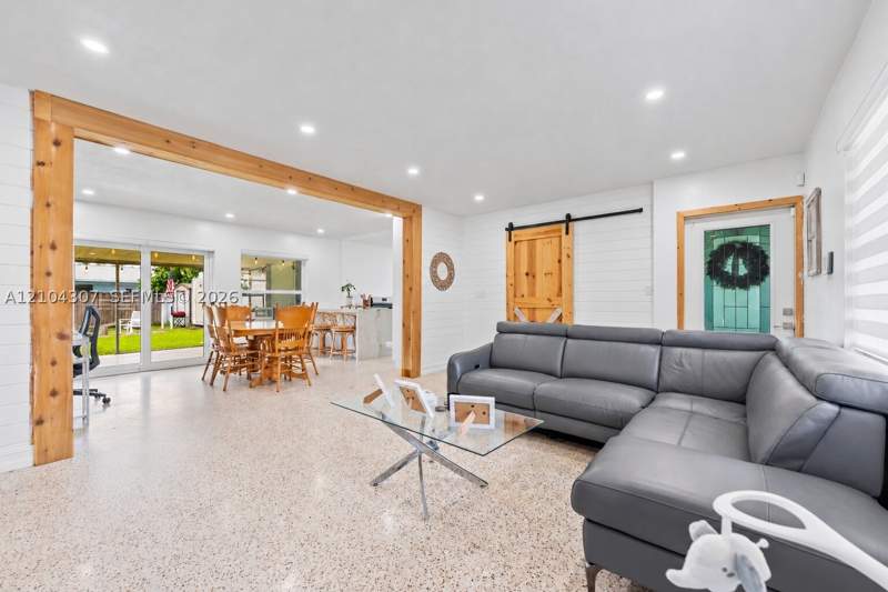 3 bedroom SingleFamilyResidence at 9980 Marlin Rd, Bel Aire Sec 4, Cutler Bay — photo 4