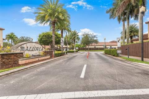 642 SE 37th Pl, Homestead FL - photo 16 of 19