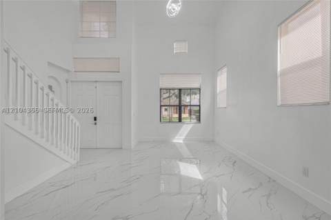 642 SE 37th Pl, Homestead FL - photo 6 of 19
