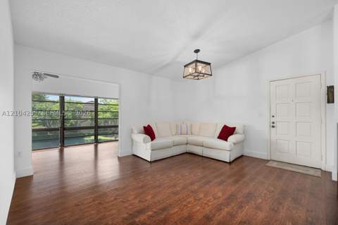 4944 NW 102nd Ave 204-3, Doral FL - photo 6 of 43