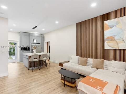 13900 NE 16th Ct, North Miami FL - photo 6 of 39