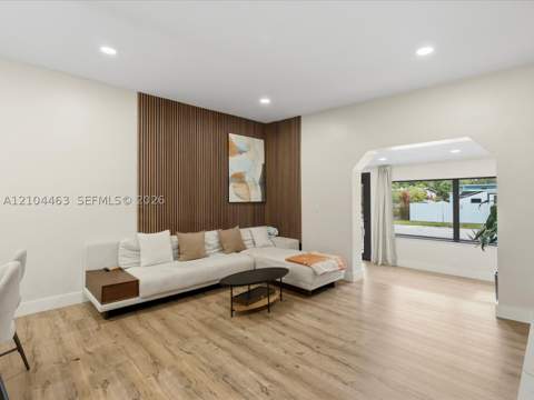 13900 NE 16th Ct, North Miami FL - photo 8 of 39