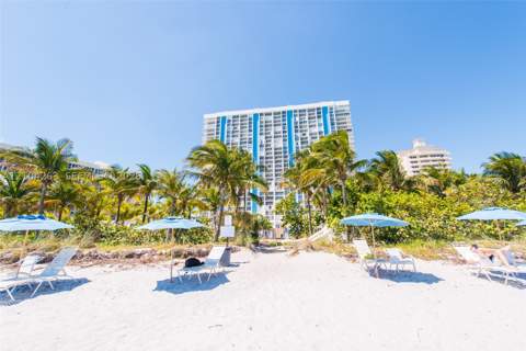 881 Ocean Dr Th31, Key Biscayne FL - photo 12 of 19