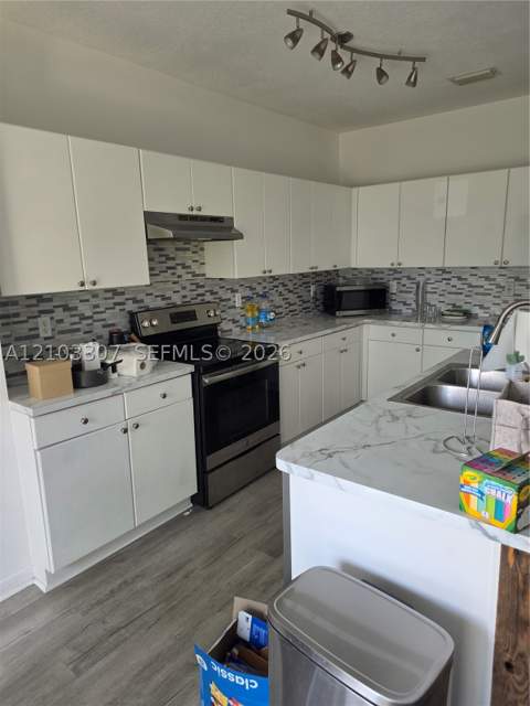 2238 SE 26th Ln 2238, Homestead FL - photo 6 of 23