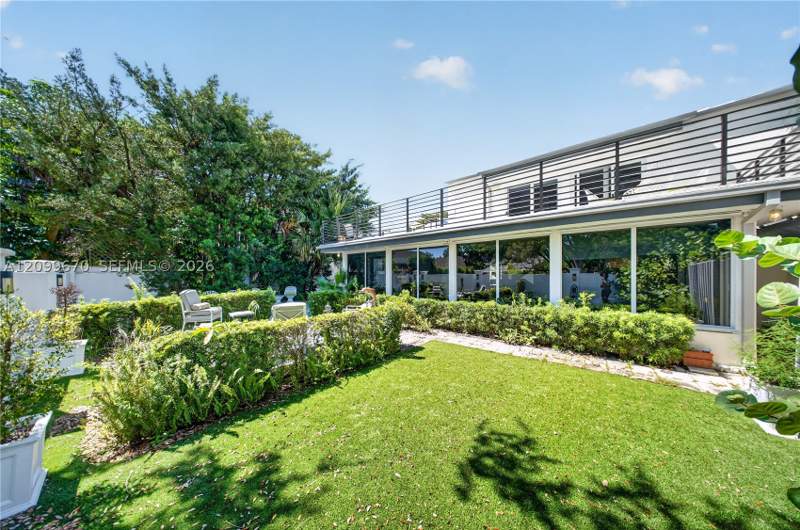 4 bedroom SingleFamilyResidence at 20304 SW 85th Ave, Sea Grape Town Homes, Cutler Bay — photo 4