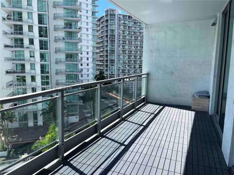 90 SW 3rd St 1615, Miami FL - photo 9 of 19