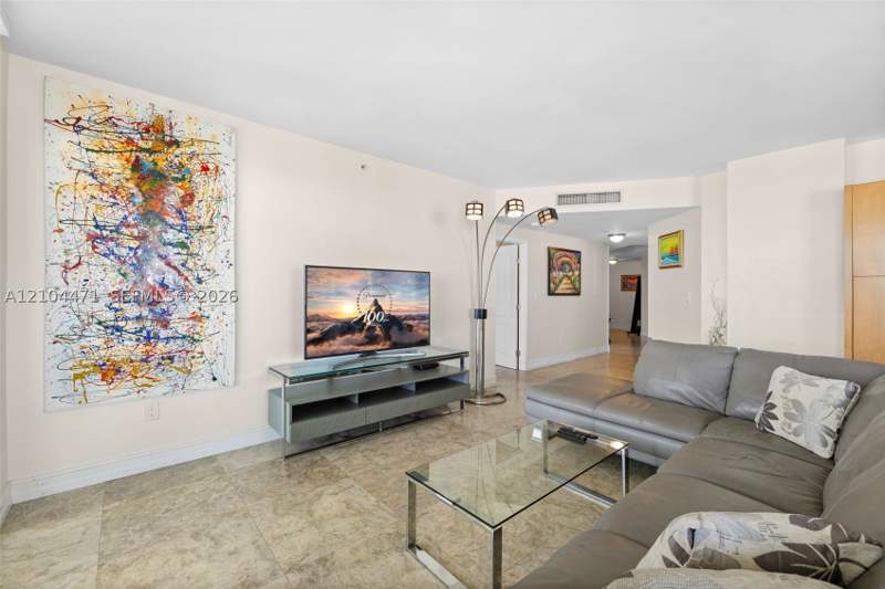 3 bedroom Condominium at 17555 NW Atlantic Blvd 708, King David Of Sunny Isles, Sunny Isles Beach — photo 5