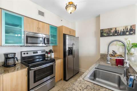17555 NW Atlantic Blvd 708, Sunny Isles Beach FL - photo 9 of 64