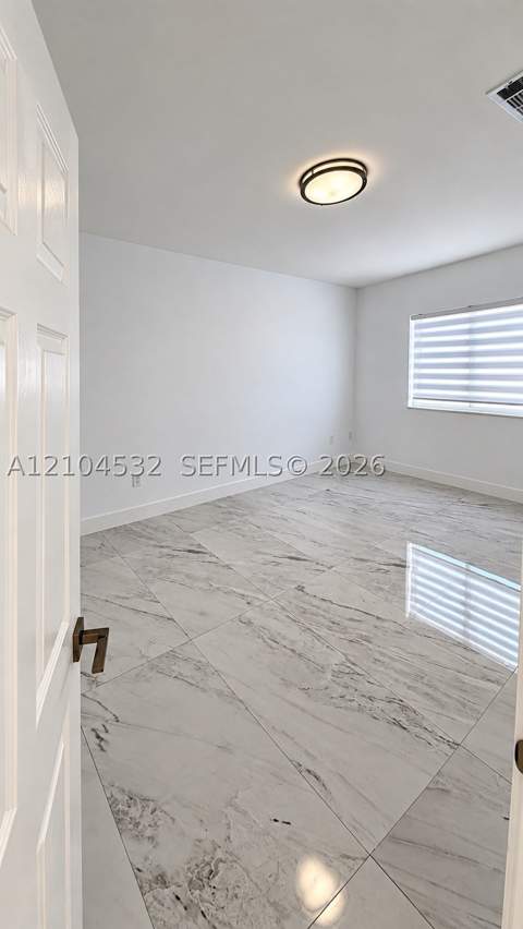 7001 W 35th Ave, Hialeah FL - photo 6 of 12