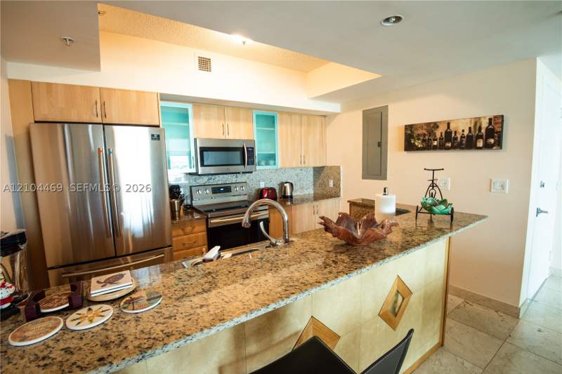 2 bedroom Condominium at 17555 W Atlantic Blvd Uph6, King David Of Sunny Isles, Sunny Isles Beach — photo 2