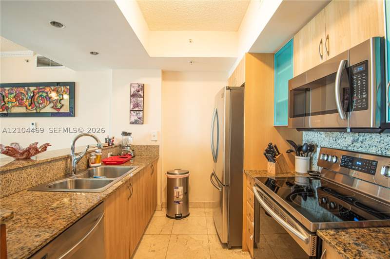 2 bedroom Condominium at 17555 W Atlantic Blvd Uph6, King David Of Sunny Isles, Sunny Isles Beach — photo 3