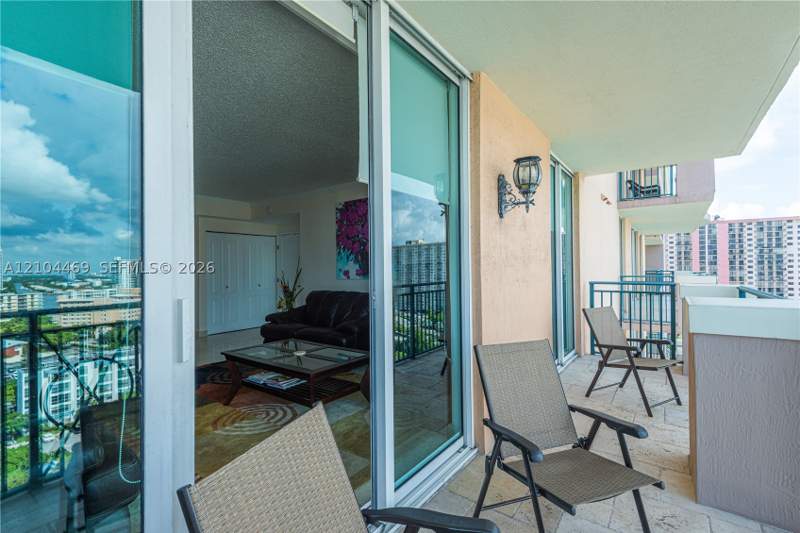2 bedroom Condominium at 17555 W Atlantic Blvd Uph6, King David Of Sunny Isles, Sunny Isles Beach — photo 5