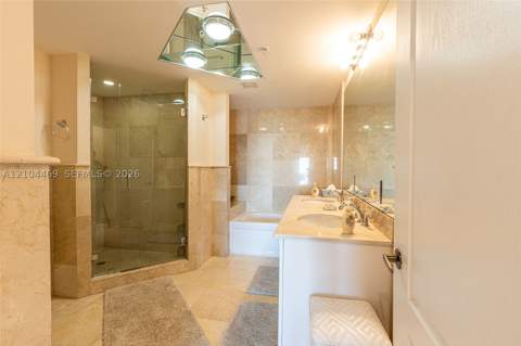 17555 W Atlantic Blvd Uph6, Sunny Isles Beach FL - photo 7 of 19