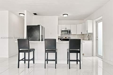 2932 NW 58th St, Miami FL - photo 13 of 37