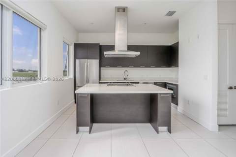 3340 NW 91st Ave, Doral FL - photo 8 of 15