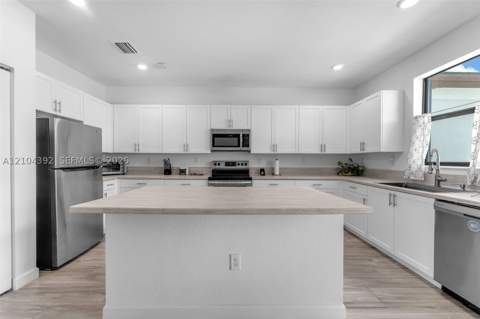 10317 SW 228th Ter, Miami FL - photo 12 of 48
