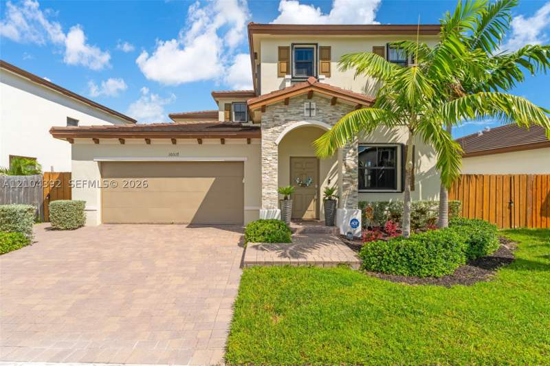 5 bedroom SingleFamilyResidence at 10317 SW 228th Ter, Enclave South Phase 1, Miami — photo 4
