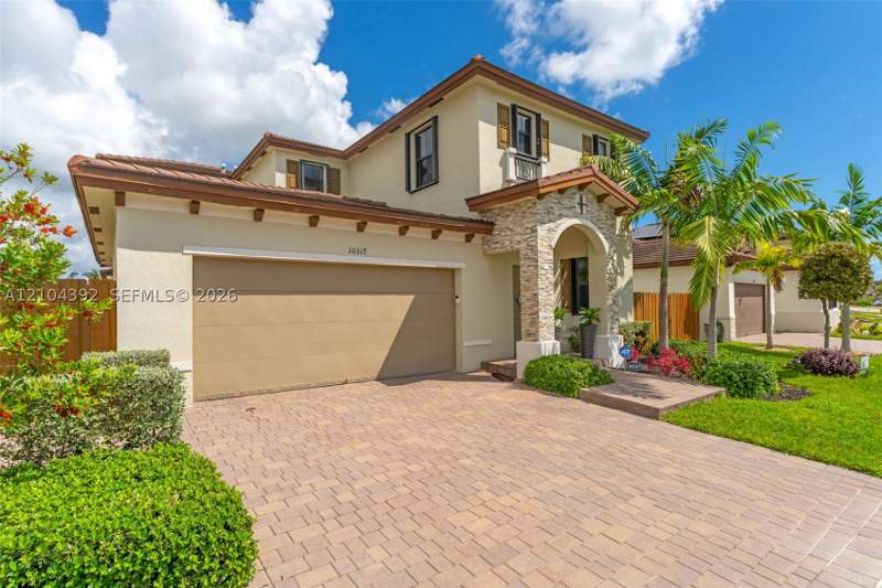 5 bedroom SingleFamilyResidence at 10317 SW 228th Ter, Enclave South Phase 1, Miami — photo 5