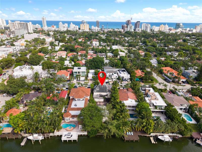 13 bedroom SingleFamilyResidence at 3746 Chase Ave, Mid Golf Sub 1st Addn, Miami Beach — photo 4