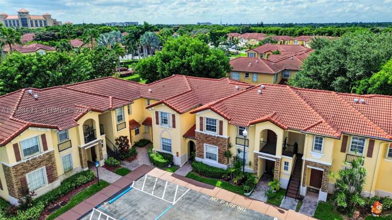 3 bedroom Townhouse at 1490 NE 33rd Rd 104-18, Villas At Carmel Condo No, Homestead — photo 2