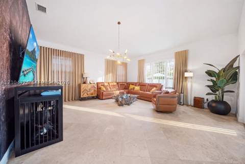 5750 SW 67th Ave, Miami FL - photo 8 of 46