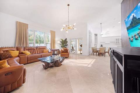 5750 SW 67th Ave, Miami FL - photo 9 of 46