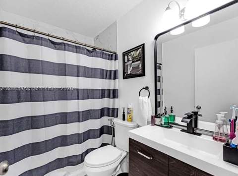 1687 SE 30th St, Homestead FL - photo 12 of 14