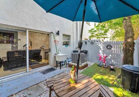 1687 SE 30th St, Homestead FL - photo 14 of 14