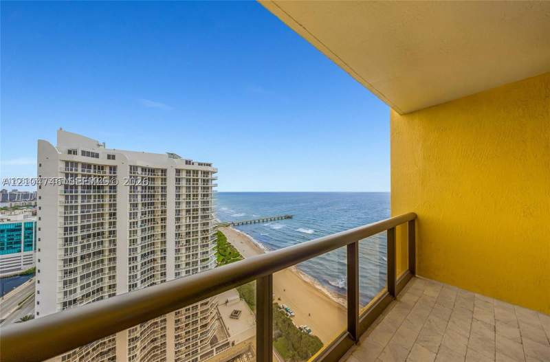 2 bedroom Condominium at 16275 Collins Ave 2502, Sayan Condo, Sunny Isles Beach — photo 4