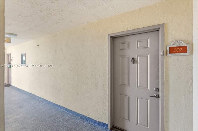 2 bedroom Condominium at 8215 Lake Dr 502, Las Vistas At Doral Condo, Doral — photo 2