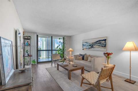 2333 Brickell Ave 1808, Miami FL - photo 12 of 34
