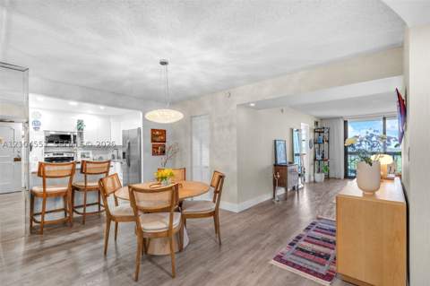 2333 Brickell Ave 1808, Miami FL - photo 6 of 34